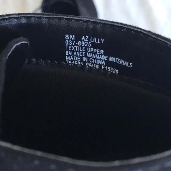 Black wedge heel booties, size 8 - Picture 10 of 13